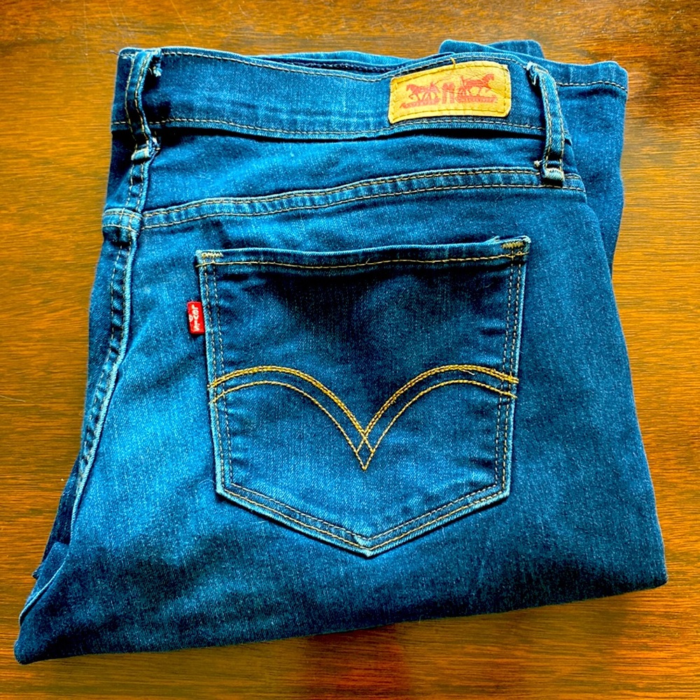 Levi jeans bootcut size 9